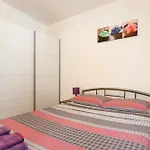 Appartement With Parking Space Pinezici, Krk - 24610 *