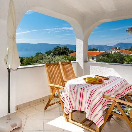With Parking Space Pinezici, Krk - 24610 Apartman Vrh (Krk)